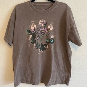 ‘Find the balance’ graphic T-shirt